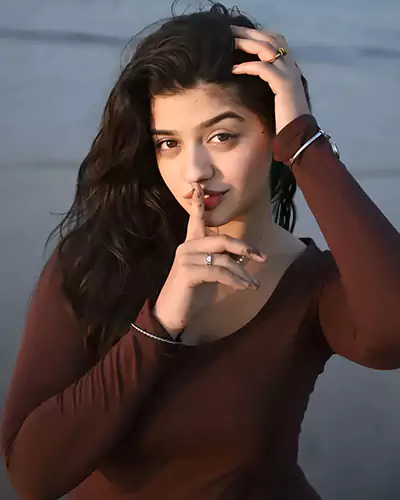 Damini Model Call Girls Nardaha Escorts 