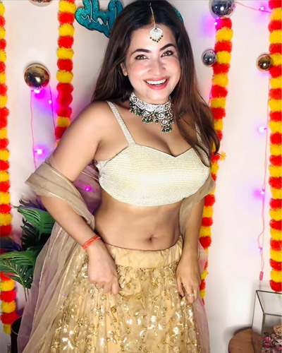 Nikita Beautiful Escorts in Nagpur