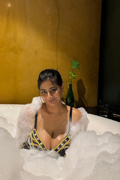 Anuja VIP Escorts in Nashik