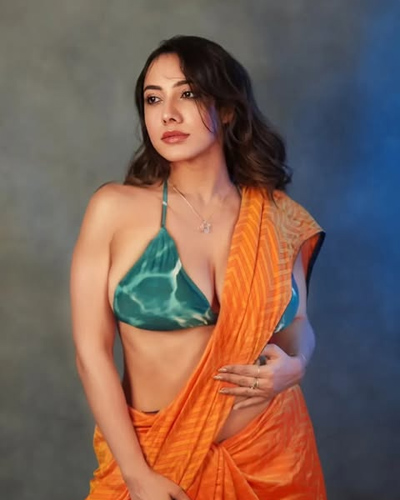 Roshni Independent Escort Nagpur
