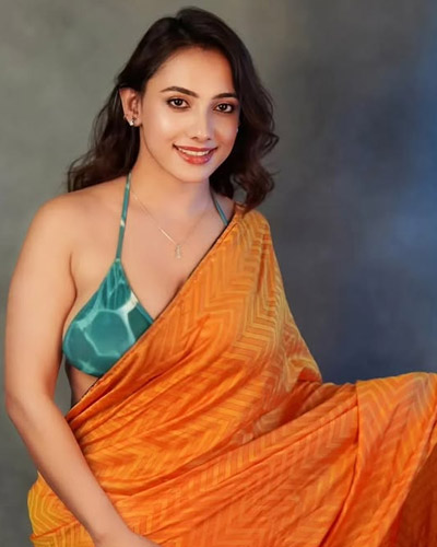 Smriti Super Sexy & Hot Escorts