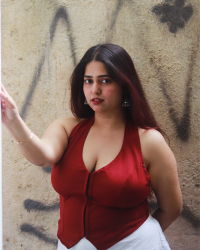 Tanupriya Indian Escorts
